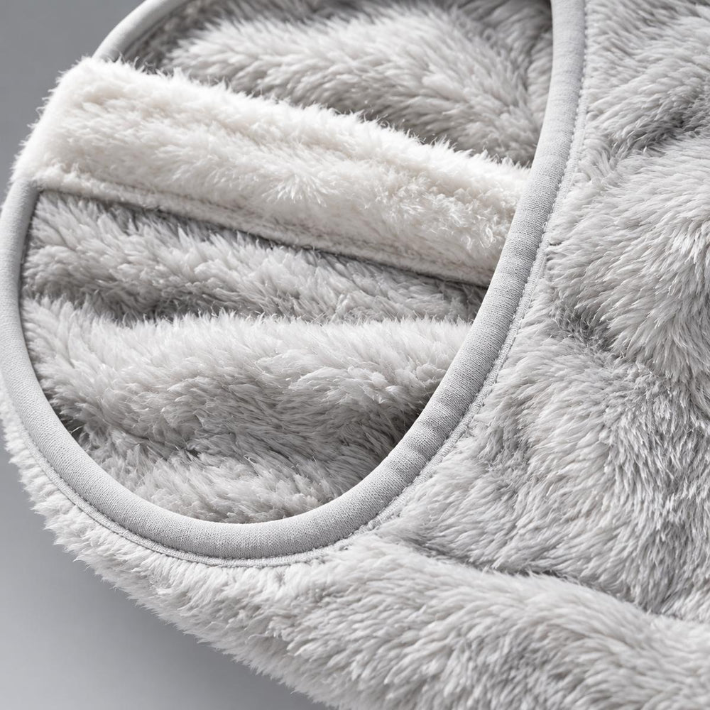 Soft fleece fabric and neatly bound arm opening.