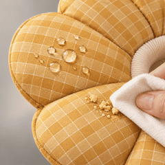 Soft Flower Recovery Cone Collar for Cats