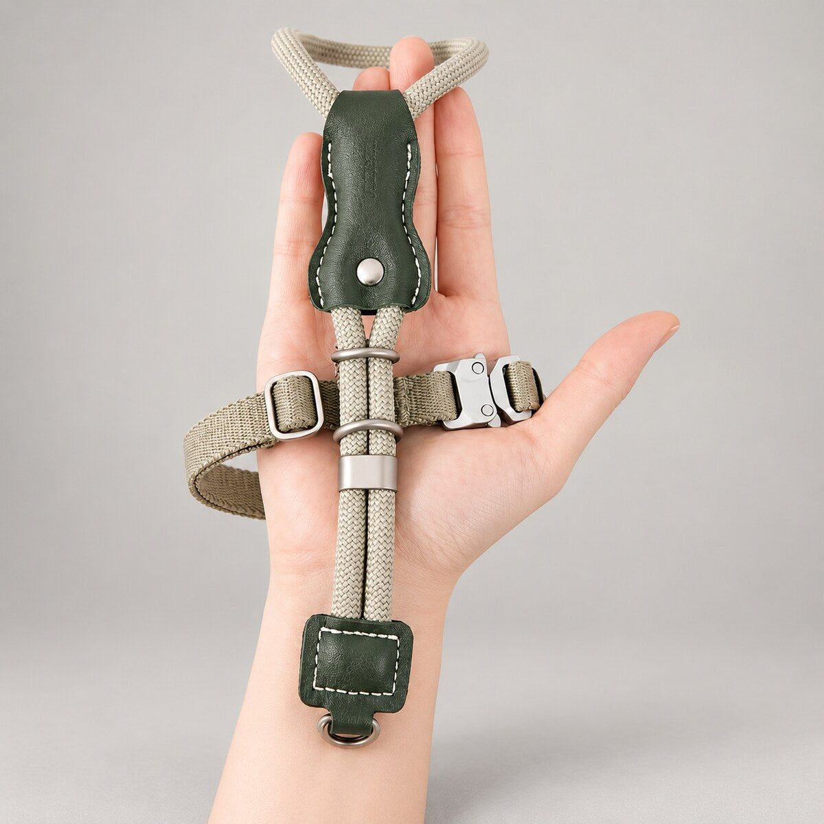 The Arden Cat Harness & Leash Set