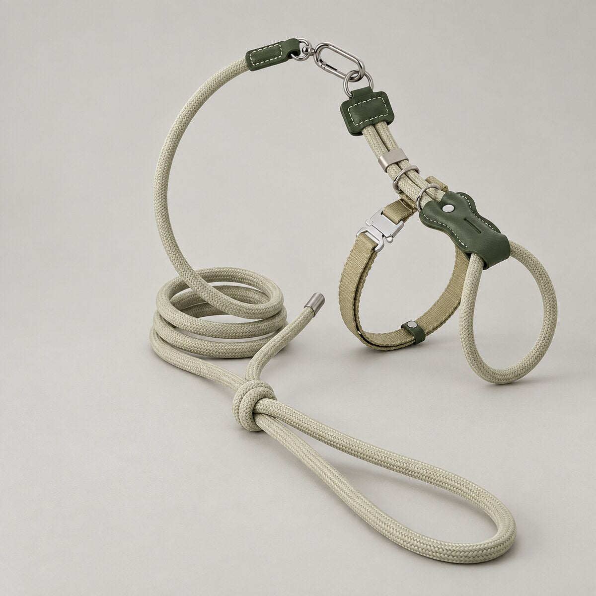 The Arden Cat Harness & Leash Set
