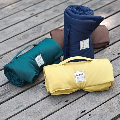 Foldable-Pet-Blanket-Camping Dog Travel Mat – Splash-Proof Foldable Blanket for Dogs & Cats